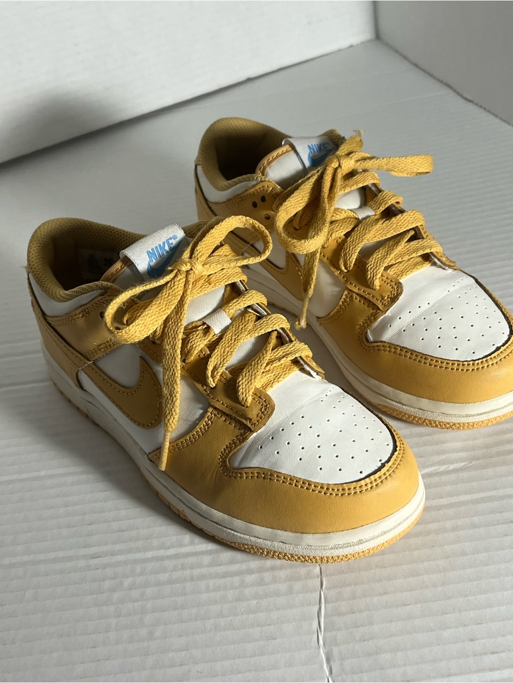 Nike Dunk Low size 3 youth good condition